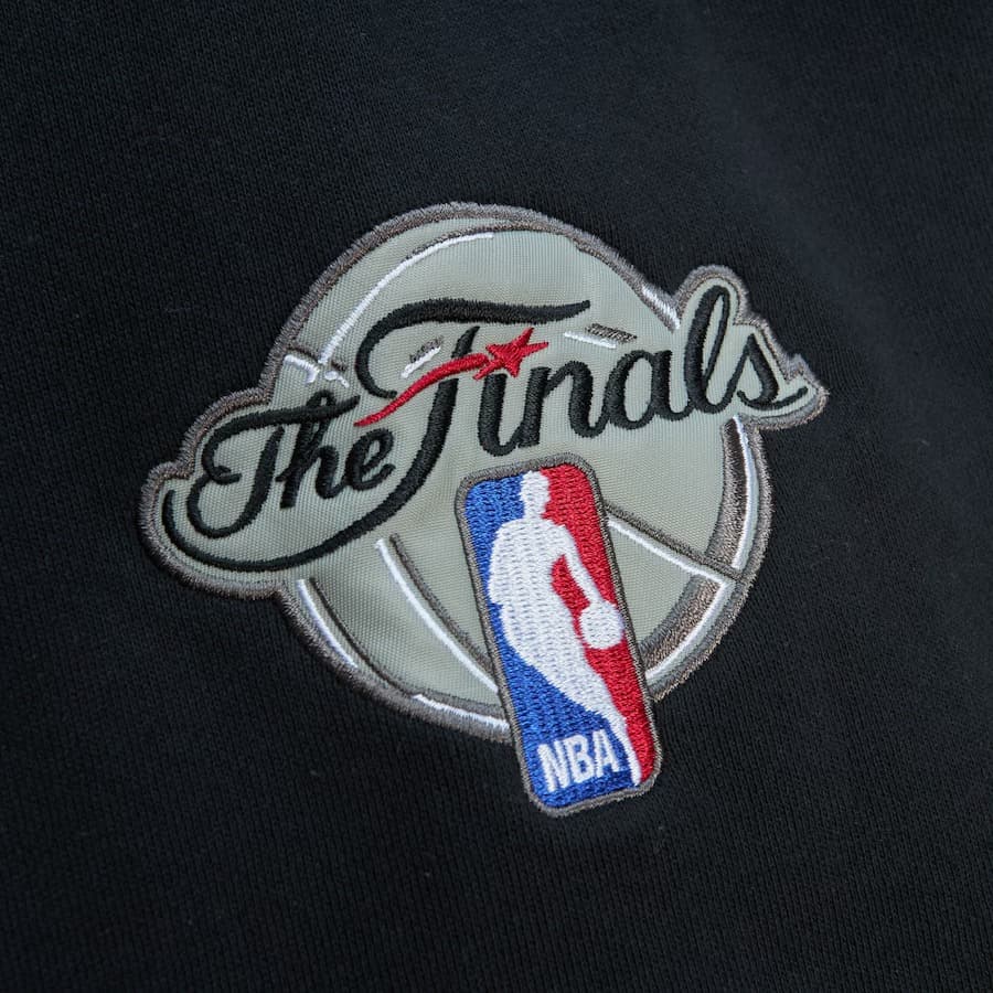 Худи Mitchell & Ness Tony Parker Black San Antonio Spurs 2023 Naismith Basketball Hall Of Fame Name & Number Pullover Hoodie
