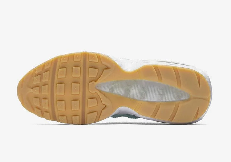 Krossovki-Nike-Wmns-Air-Max-95-Fiberglass-4