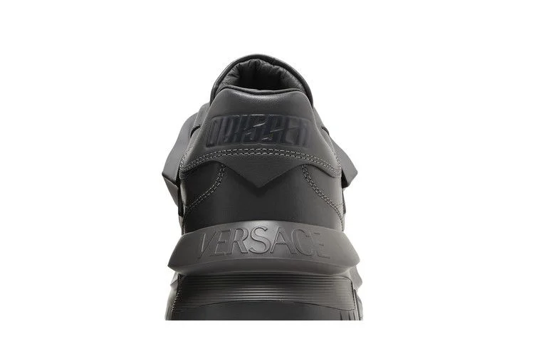 Кроссовки Versace Odissea Caged Rubber Medusa Sneaker 'Fossil Grey'