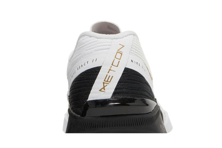 wmns-react-metcon-turbo-black-metallic-gold-ct1249-170_06