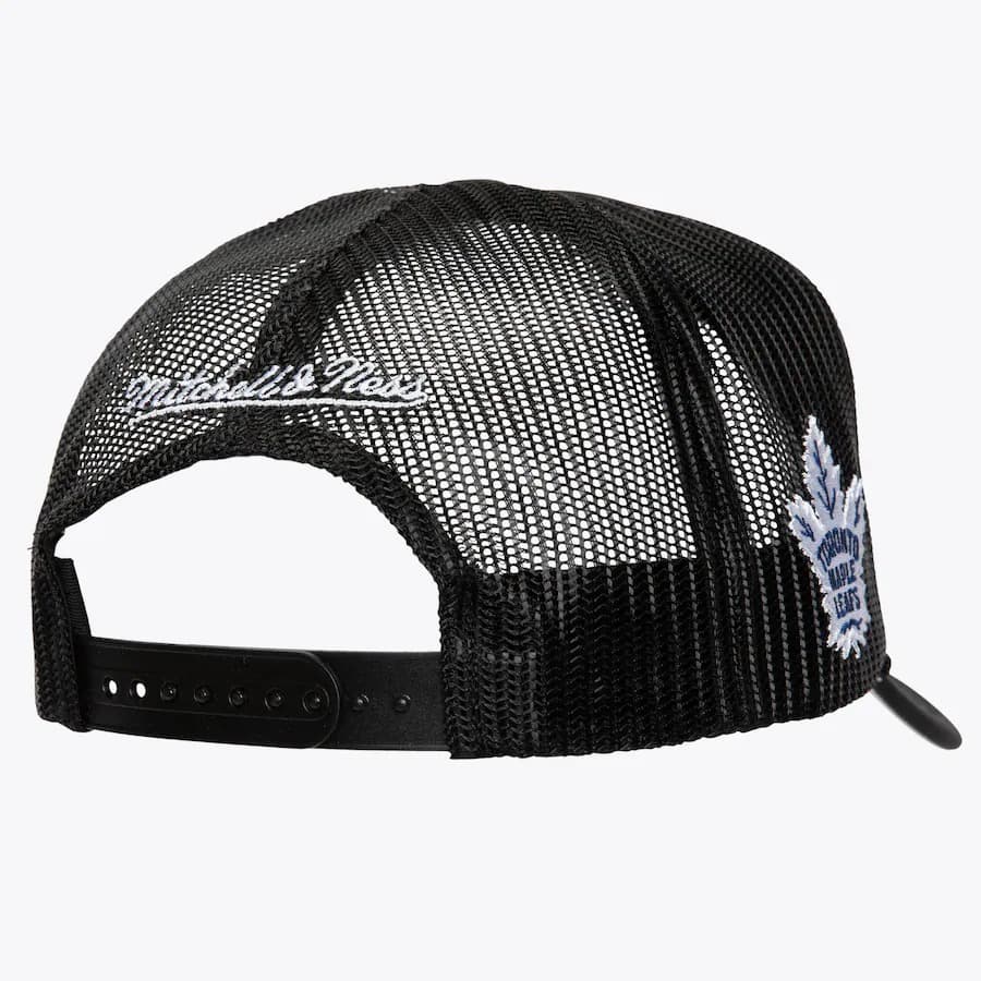 Бейсболка Mitchell & Ness Black Toronto Maple Leafs Script Trucker Adjustable Hat