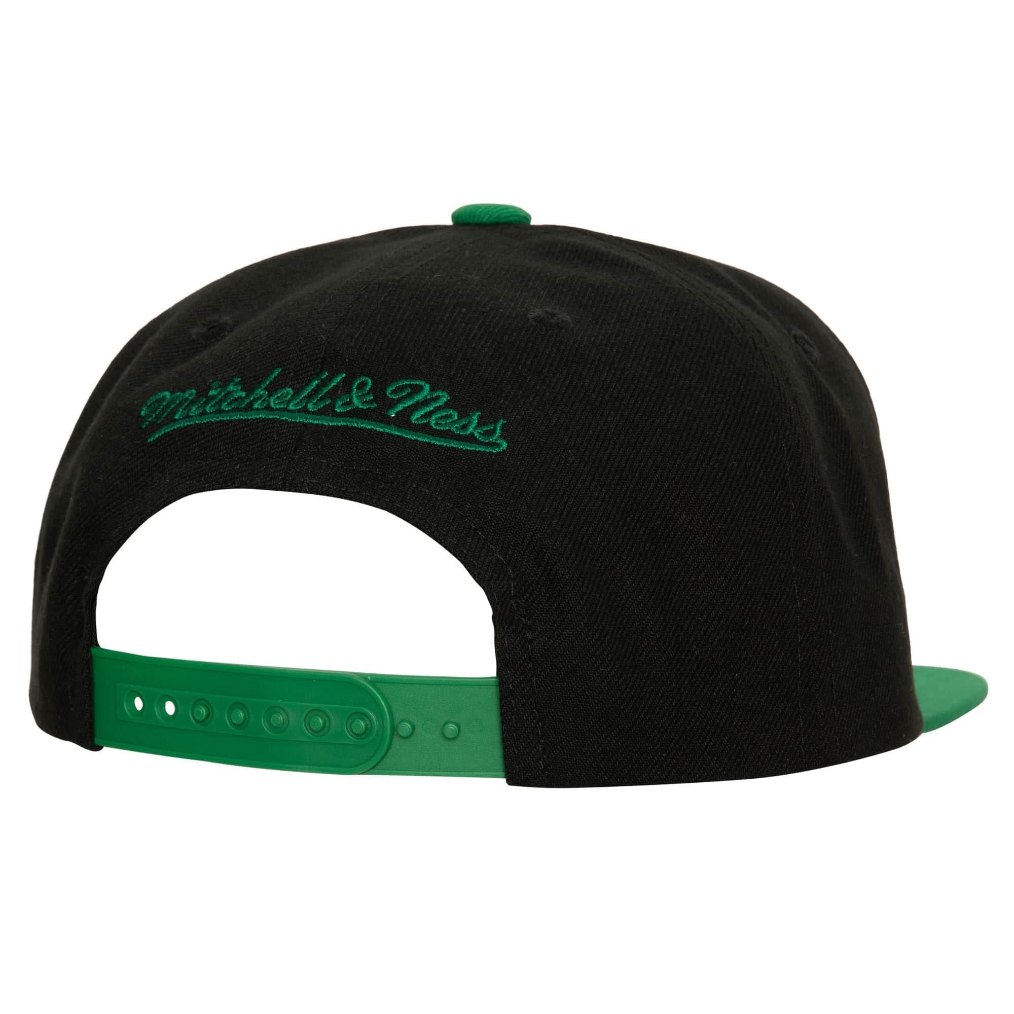 Mitchell-Ness-Anime-Snapback-Boston-Celtics-Hat-1