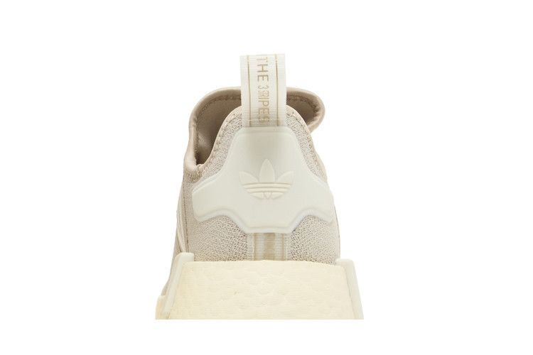 Кроссовки adidas Wmns NMD_R1 'Wonder Beige Off White'