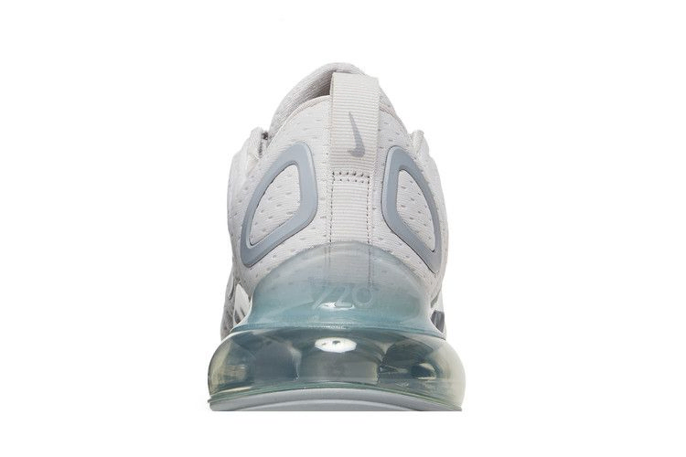 Кроссовки Nike Wmns Air Max 720 'Vast Grey'