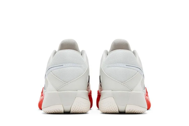 Кроссовки Nike Air Zoom GT Cut Cross EP 'Light Grey Bright Crimson'