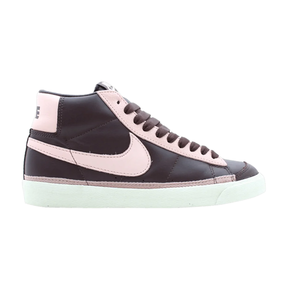 Krossovki-Nike-Wmns-Blazer-Mid