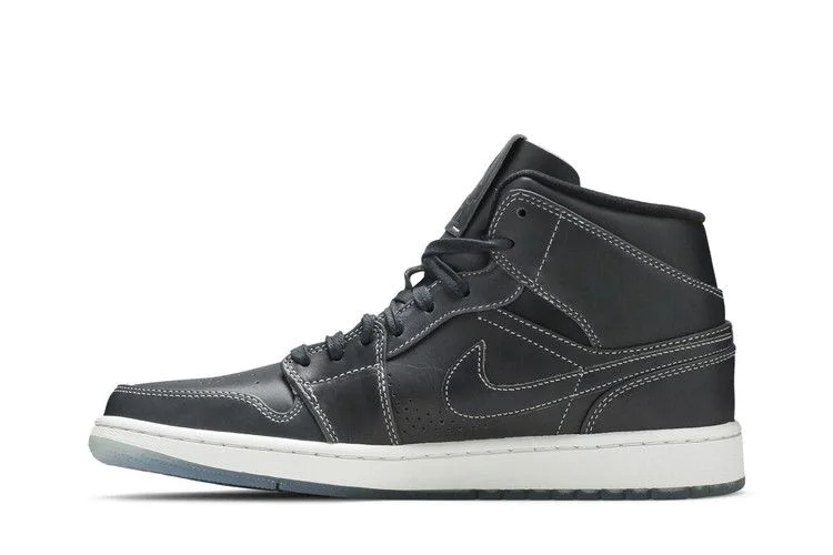 Krossovki-Air-Jordan-1-Mid-Nouveau-Wolf-Grey-2