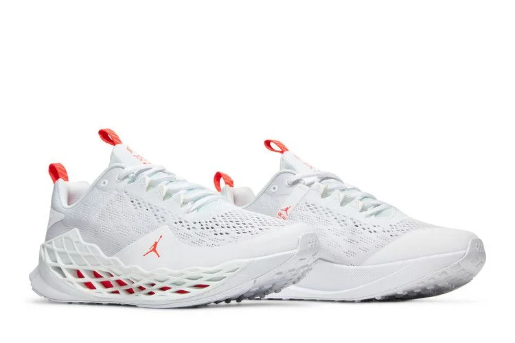 Krossovki-Air-Jordan-Zoom-Trunner-Advance-White-Flash-Crimson-7