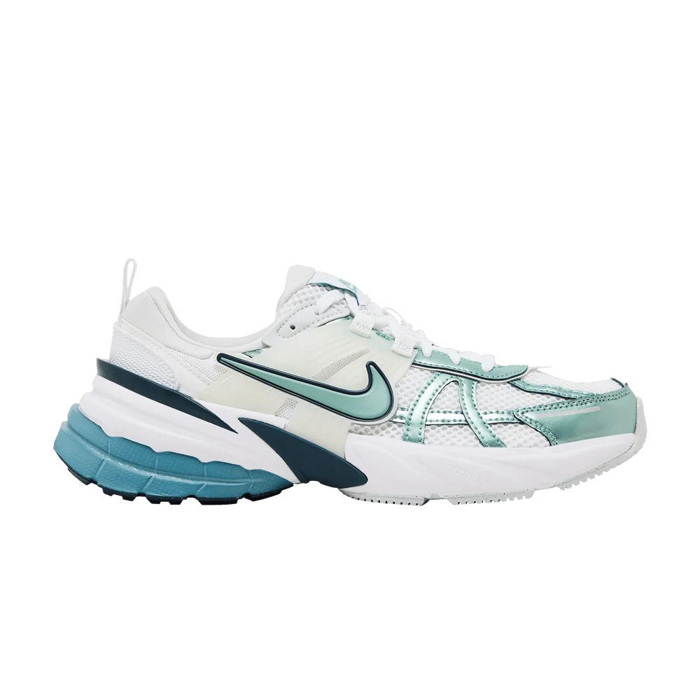Кроссовки Nike Wmns V2K Run 'Cannon'