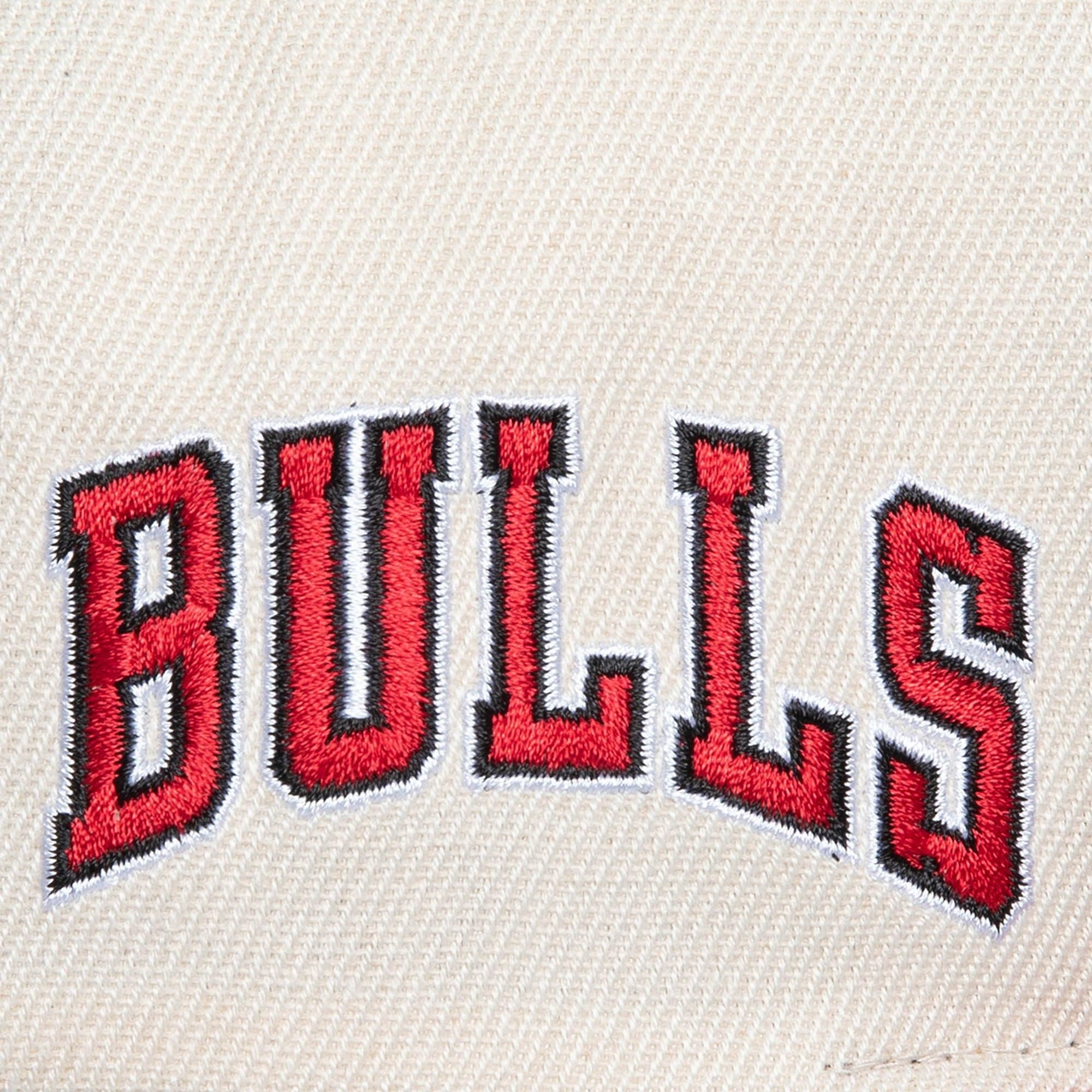 Бейсболка Mitchell & Ness Speed Zone Snapback Chicago Bulls Hat