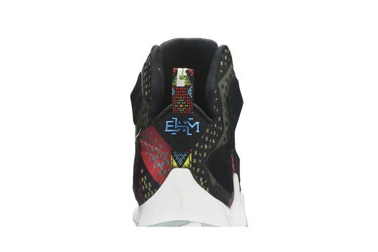 lebron-13-bhm-828377-910_06