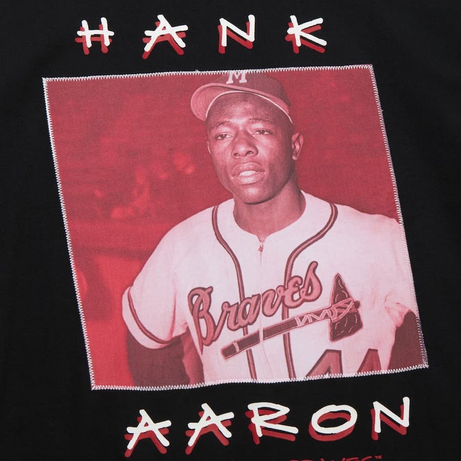 Футболка Mitchell & Ness Hank Aaron Black Milwaukee Braves Player Crewneck T-Shirt