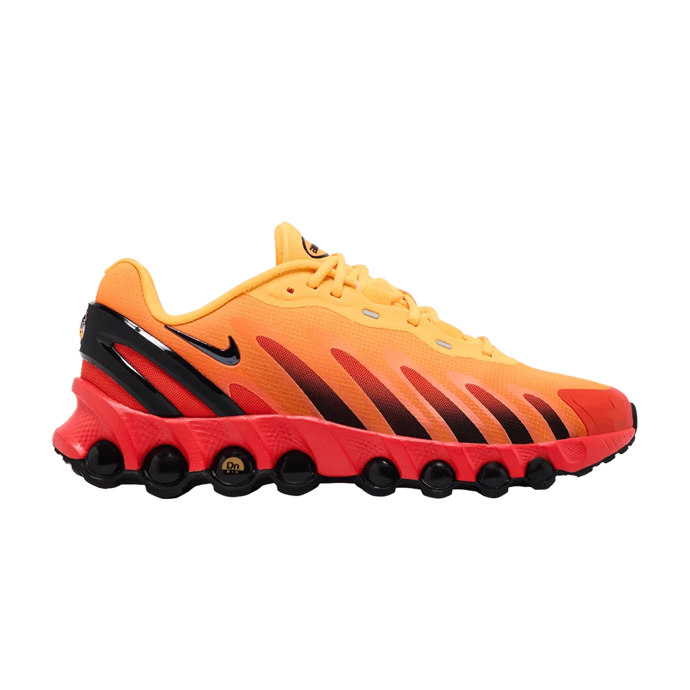 Krossovki-Nike-Air-Max-DN8-Team-Orange