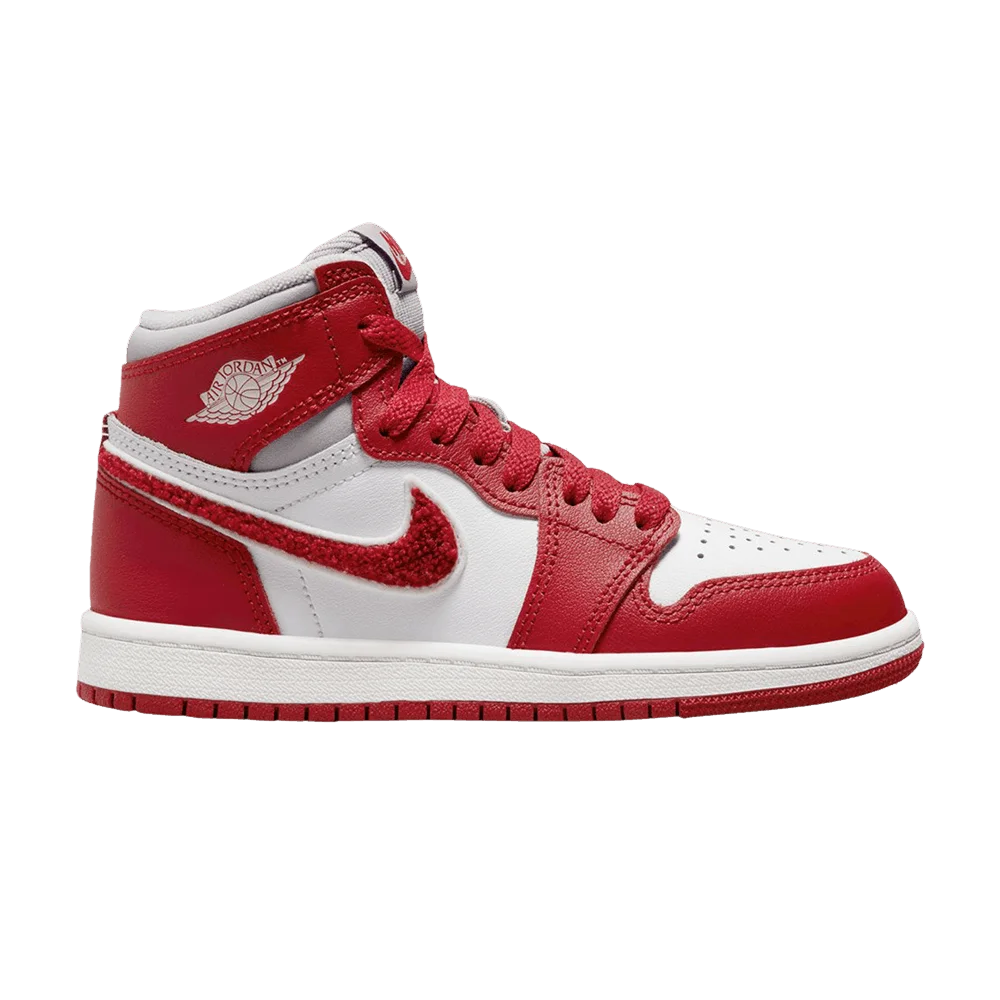 Krossovki-Air-Jordan-1-Retro-High-OG-PS-Newstalgia-Chenille