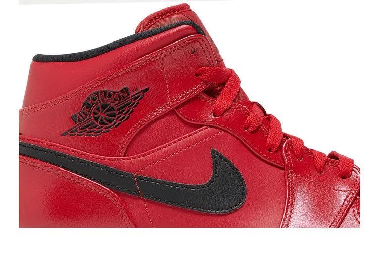 Krossovki-Air-Jordan-1-Retro-Mid-Gym-Red-1