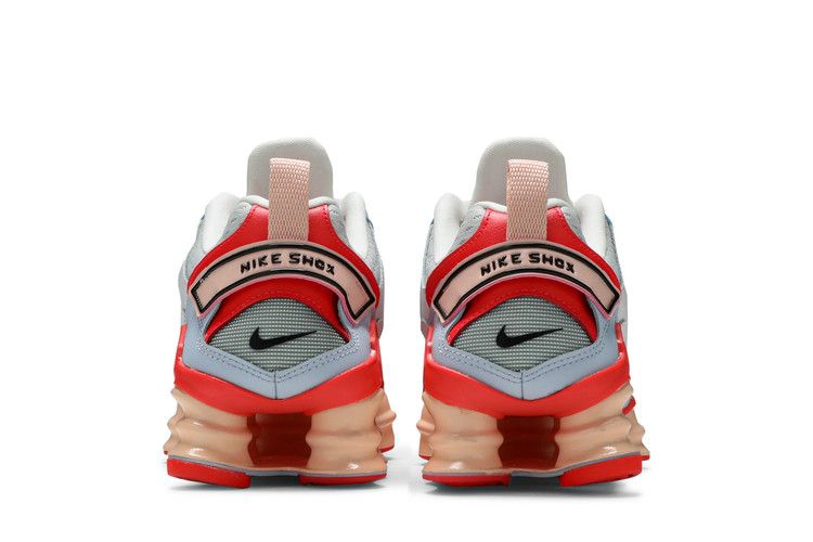 Кроссовки Nike Wmns Shox TL Nova 'White Laser Crimson'