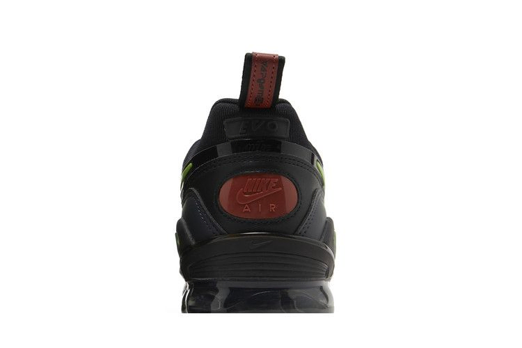 Кроссовки Nike Air VaporMax Evo 'Redstone'