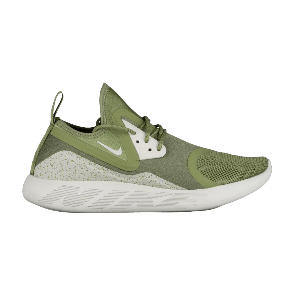 Krossovki-Nike-Lunarcharge-Essential-Palm-Green