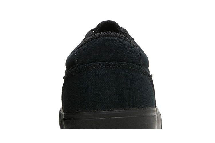 chron-2-canvas-sb-triple-black-dm3494-002_06