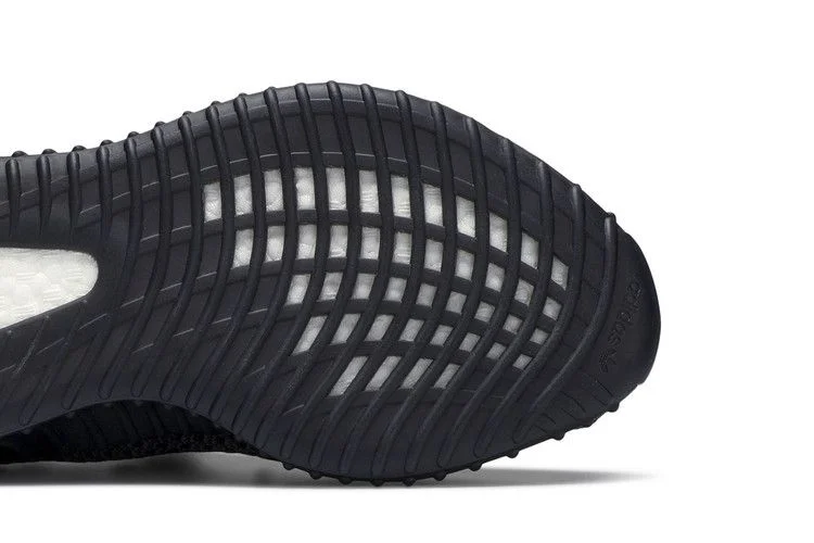 Кроссовки adidas Yeezy Boost 350 V2 'Black Reflective'