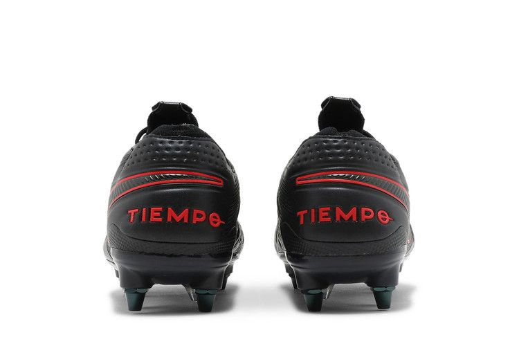 Кроссовки Nike Tiempo Legend 8 Elite SG Pro AC 'Bred'