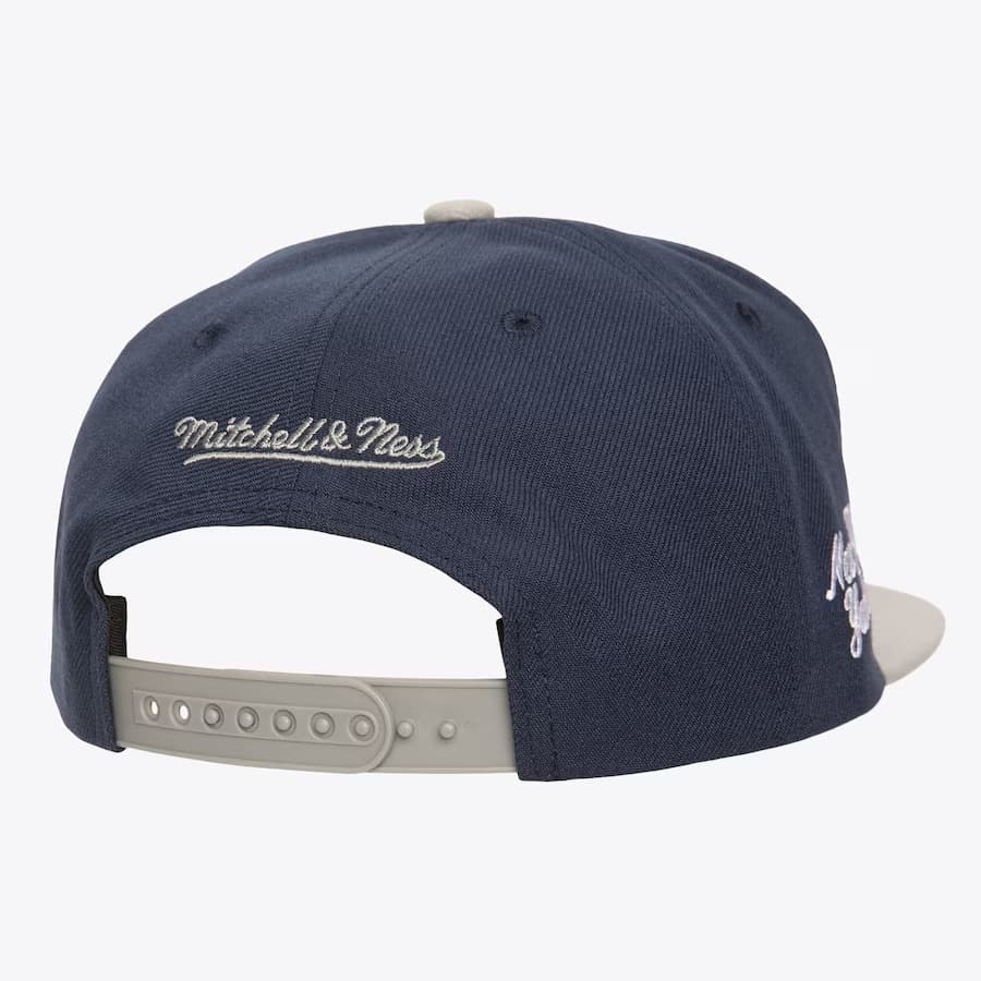 Бейсболка Mitchell & Ness Navy New York Yankees Uprise Snapback Hat