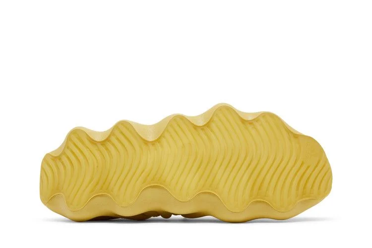 Krossovki-adidas-Yeezy-450-Sulfur-3