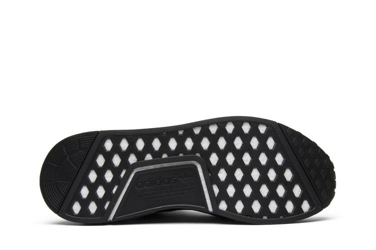 Кроссовки adidas NMD_R1 Primeknit 'Japan Triple Black'