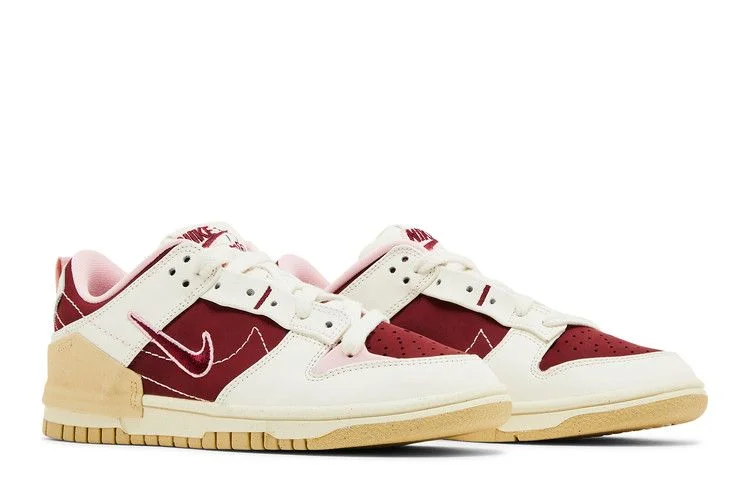 Krossovki-Nike-Wmns-Dunk-Low-Disrupt-2-Valentines-Day-7