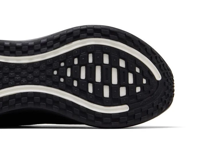 Krossovki-Nike-Vomero-Plus-Black-4