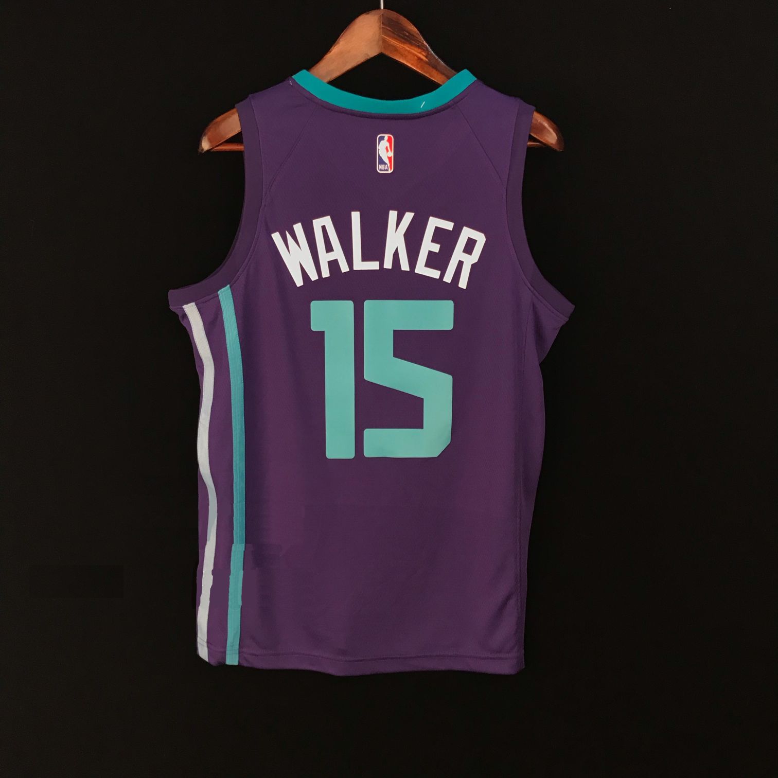 Баскетбольная джерси 2017-18 Kemba Walker Hornets #15 Statement Purple