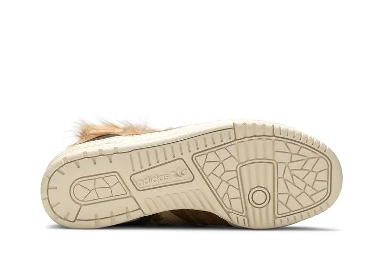Krossovki-Star-Wars-x-adidas-Rivalry-Hi-Chewbacca-3