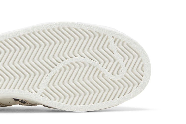 Кроссовки adidas Wmns Superstar 'Off White Black Leopard'