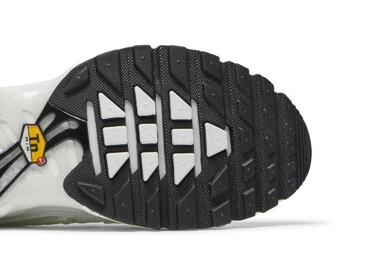 Кроссовки Nike Wmns Air Max Plus Premium 'Triple White'