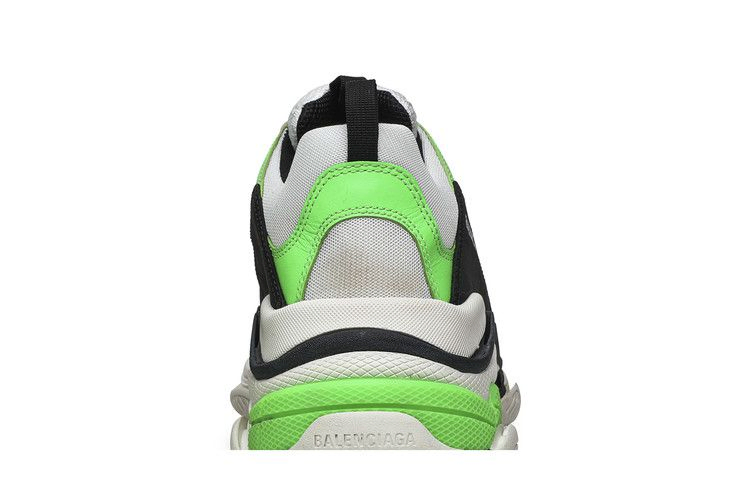Кроссовки Balenciaga Triple S Sneaker 'White Green Fluo'