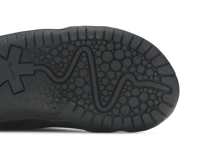 Кроссовки Nike Zoom Pulse 'Triple Black'