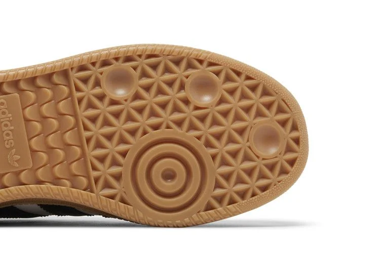 Krossovki-adidas-Samba-XLG-White-Black-Gum-4