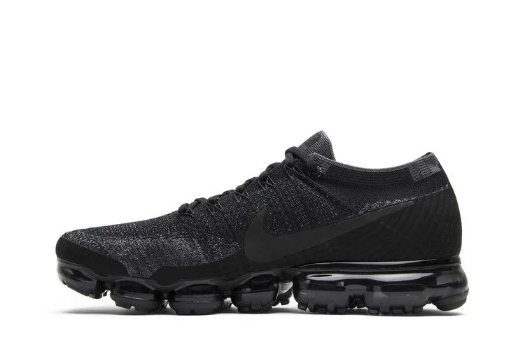 Krossovki-NikeLab-Air-VaporMax-Triple-Black-2