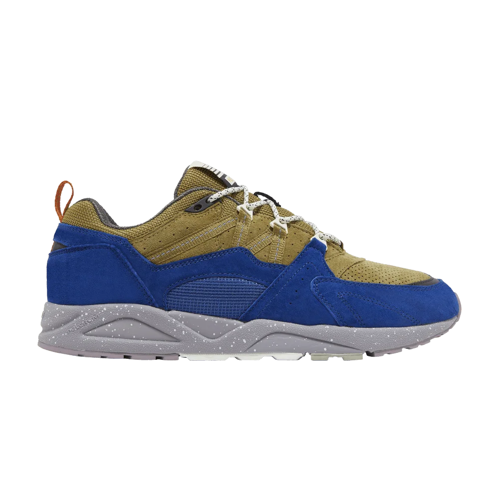 Krossovki-Karhu-Fusion-2.0-Northern-Lights-Pack