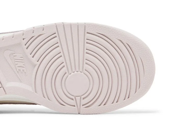 Кроссовки Nike Wmns Dunk Low 'Sail Pearl Pink'