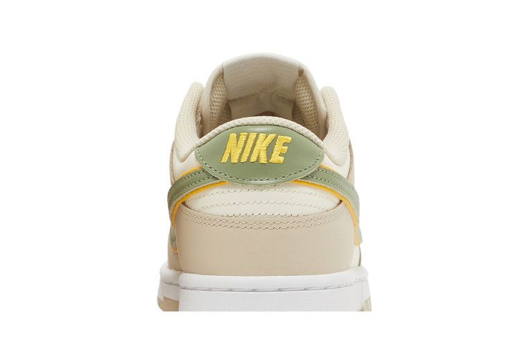 Кроссовки Nike Wmns Dunk Low 'Pale Ivory Oil Green'