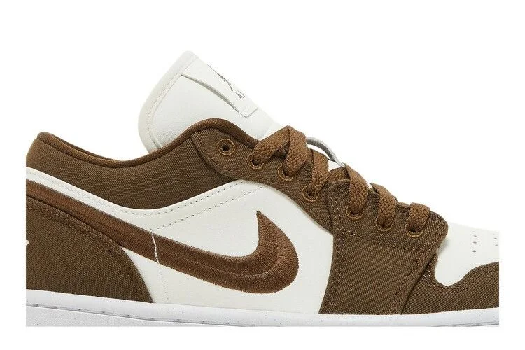 Кроссовки Wmns Air Jordan 1 Low SE 'Light Olive'