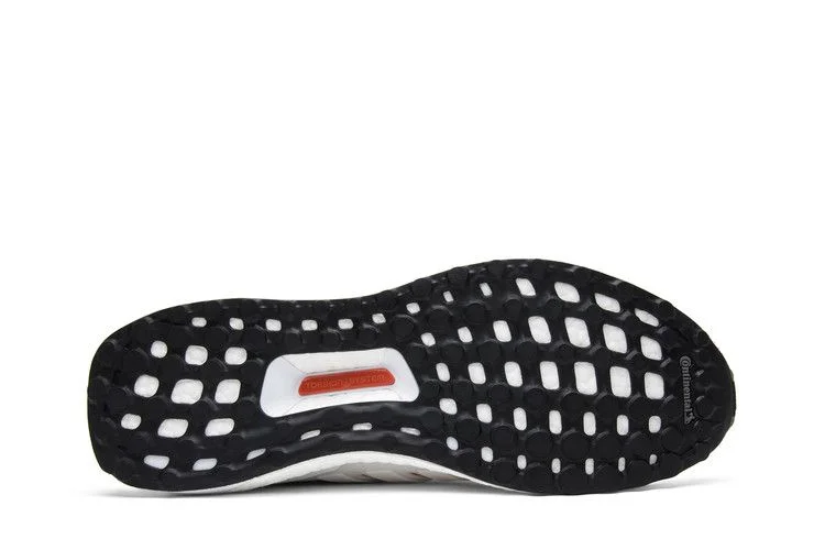 Krossovki-adidas-UltraBoost-4.0-Candy-Cane-3
