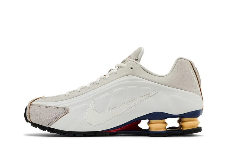 Кроссовки Nike Shox R4 Premium 'Design By Korea'