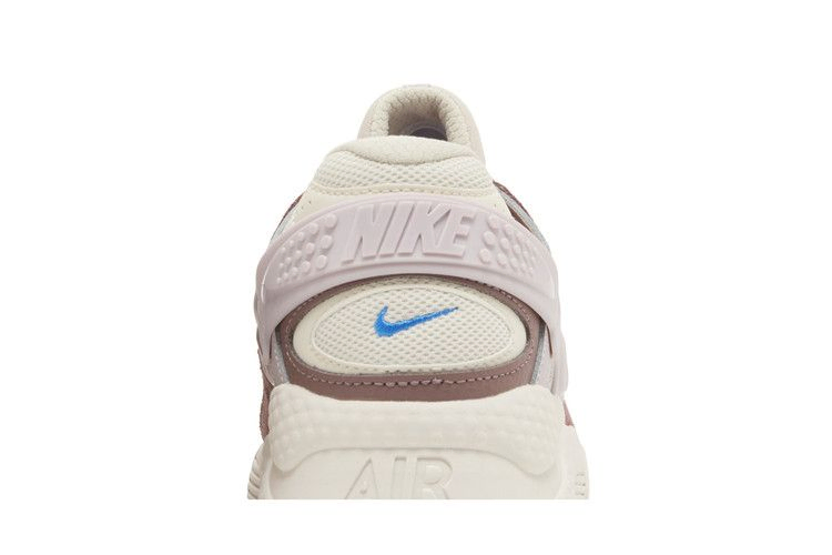 Кроссовки Nike Air Huarache Runner 'Light Orewood Earth'