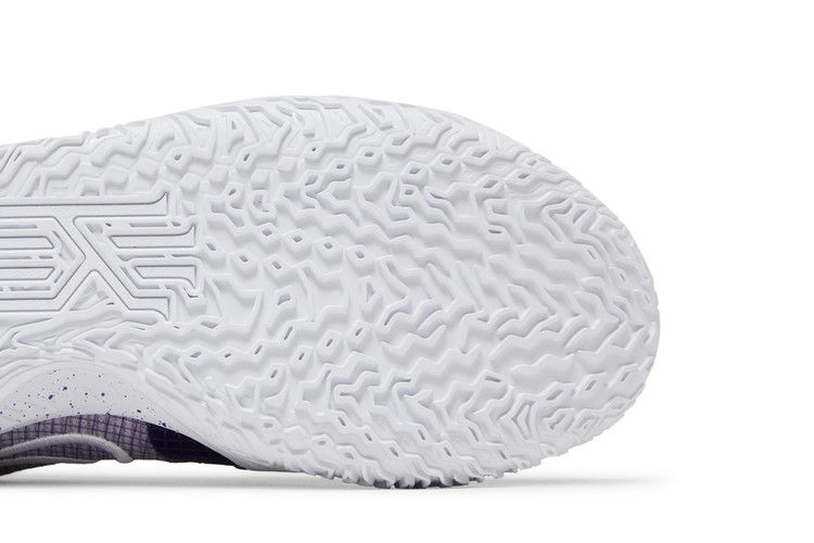 kyrie-low-4-tb-purple-dm5041-502_04