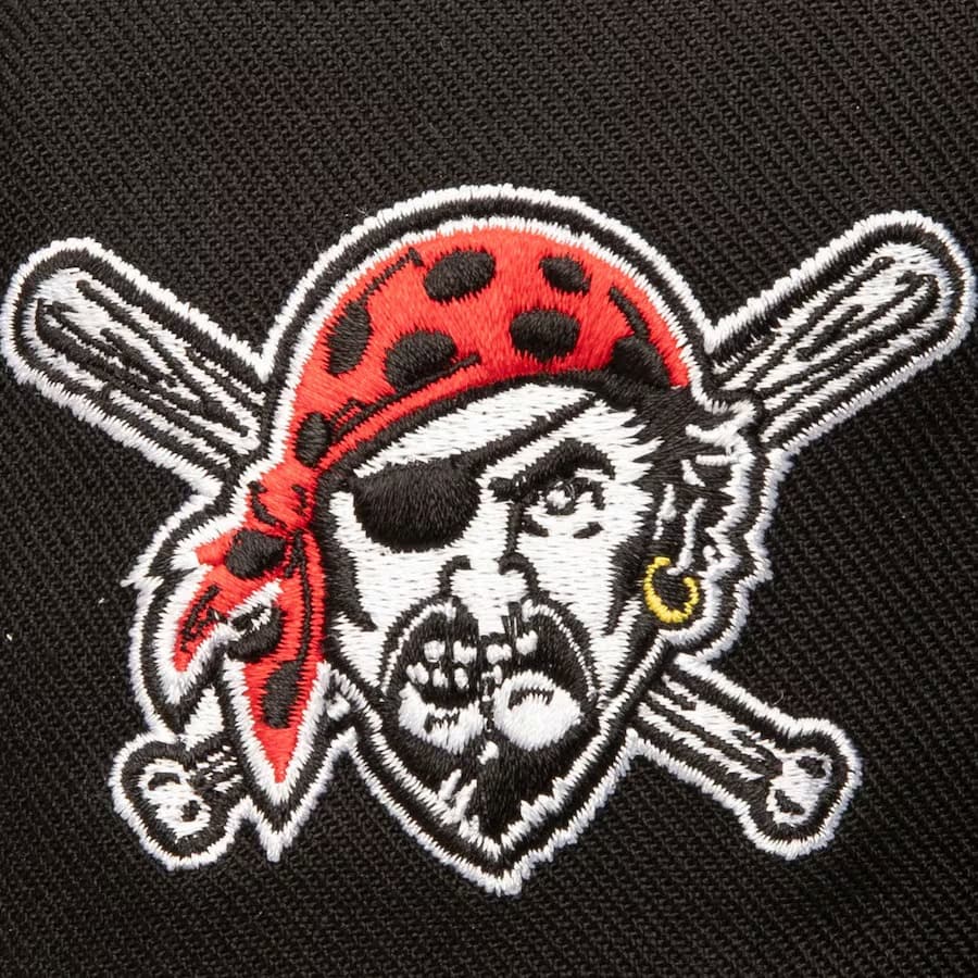 Бейсболка Mitchell & Ness Black Pittsburgh Pirates Double Up Snapback Hat