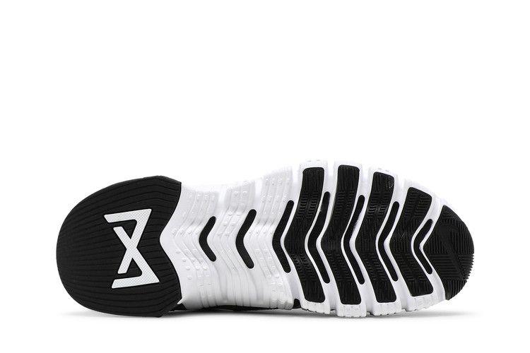 Кроссовки Nike Wmns Free Metcon 4 'White Black'