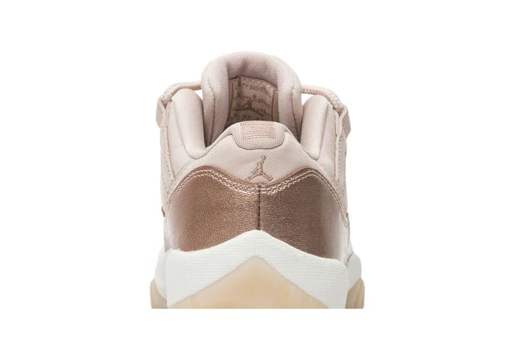 Кроссовки Wmns Air Jordan 11 Retro Low 'Rose Gold'