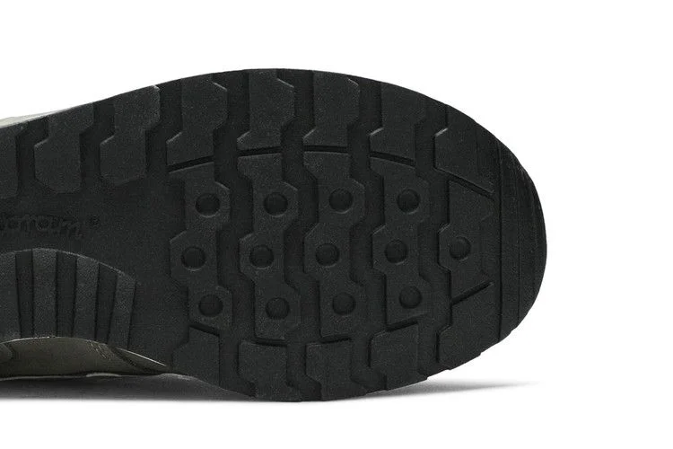 Krossovki-New-Balance-1300-Made-in-USA-35th-Anniversary-4